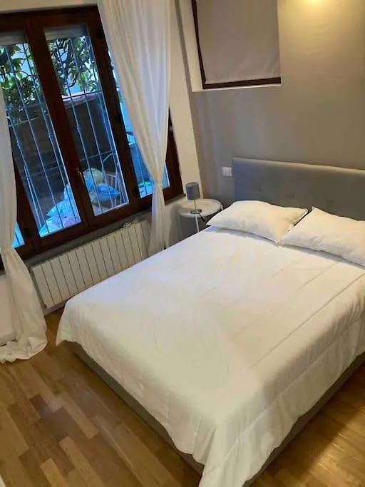 Vila Bilocale Zona Bocconi-Navigli Milán
